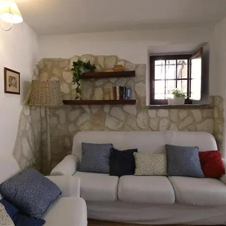 Scappo In Umbria, Casa Dei Nonni * Collicello